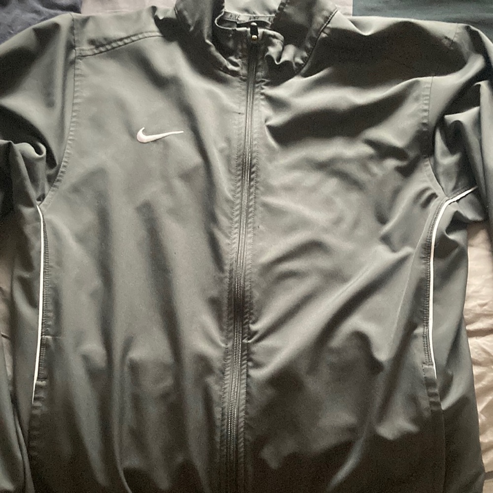 Nike Dri-Fit windbreaker jacket